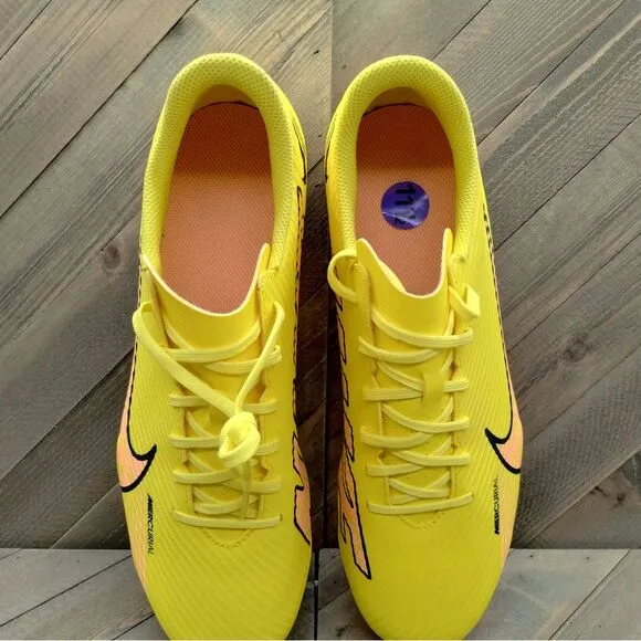 Nike Mercurial Vapor 15 Club MG Soccer Cleats Men Size 11.5 Yellow Strike Sunset