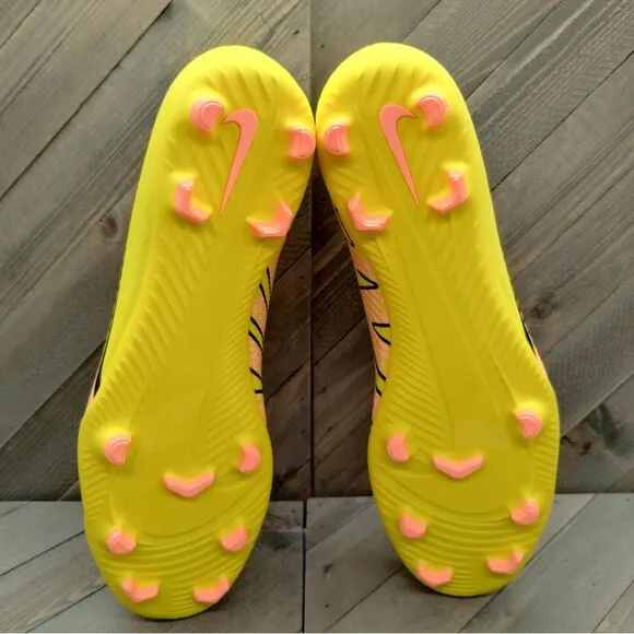 Nike Mercurial Vapor 15 Club MG Soccer Cleats Men Size 11.5 Yellow Strike Sunset