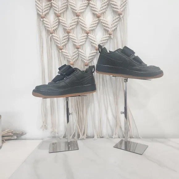 [NIKE] Nike AIR FORCE 1 UTILITY &quot; SEQUOIA &quot; BOYS size 4y- Olive leather