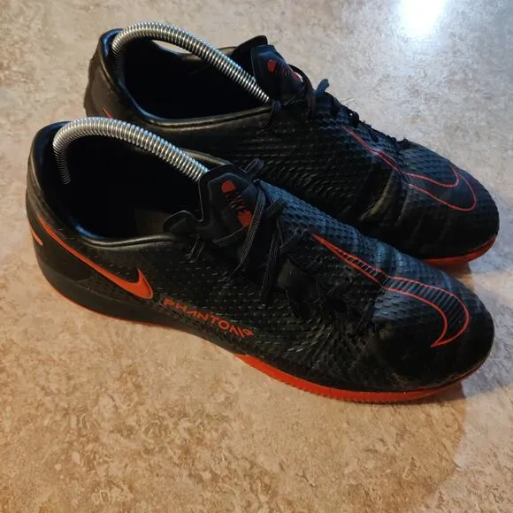 Nike Phantom GT Indoor Soccer Shoes Mens Size 9 Black Red CK8467-060