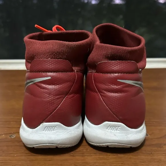 Nike Phantom Vision Academy DF IC Soccer Shoes Team Red Grey Men’s Size 10