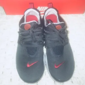 Nike Presto GS grey red youth sz 6 y sneakers