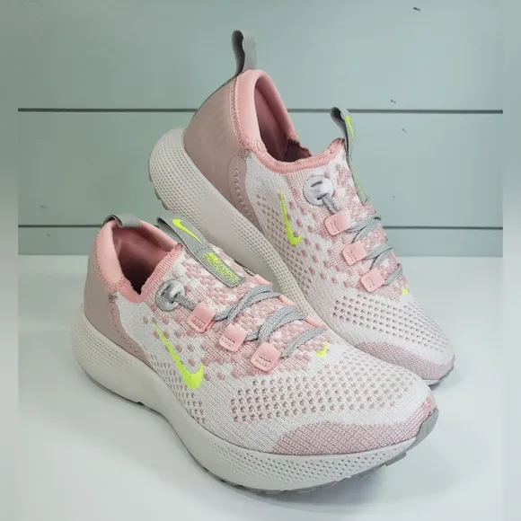 Nike React Escape Run FlyKnit Pink Oxford Volt DC4269-101 Running Shoes size 7.5