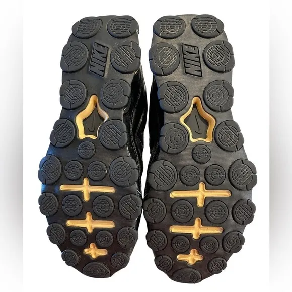 Nike REAX 8 TR Men's 7.5 M Black and Metallic Gold Training Shoes