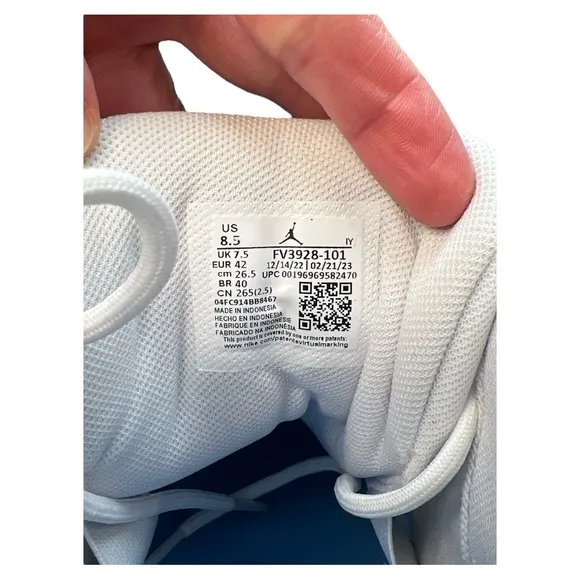 Nike Refurbished Unisex Jordan Jumpman Team 1 White Blue Sneakers Mens8.5 Wmns10