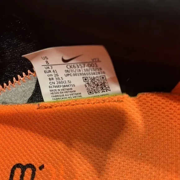 Nike‎ renew black and orange gym shoes men’s size 8