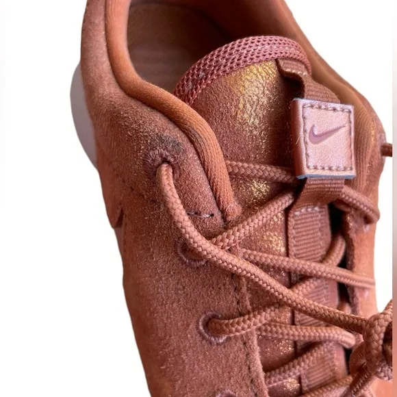 Nike Roshe One Premium Lace Up Athletic Shoes Metallic Tawny Bronze Orange- 7.5