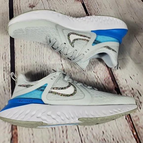 Nike Runing Shoes Womens Size 8 Wolf Grey Legend React 2 Swoosh Gym Work Out