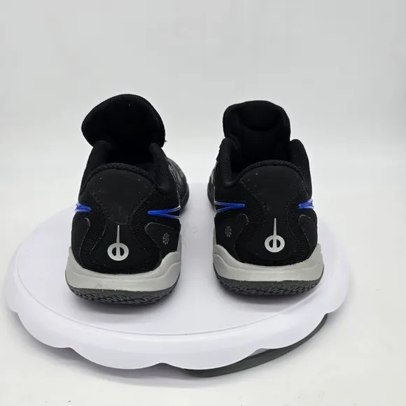 Nike Shoes Men 5 Tiempo Legend 10 Academy IC Black Chrome DV4341-040 Soccer