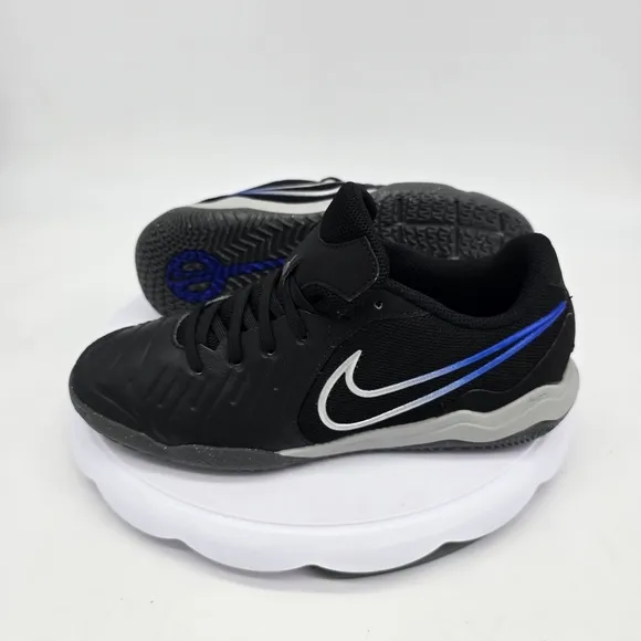 Nike Shoes Men 5 Tiempo Legend 10 Academy IC Black Chrome DV4341-040 Soccer