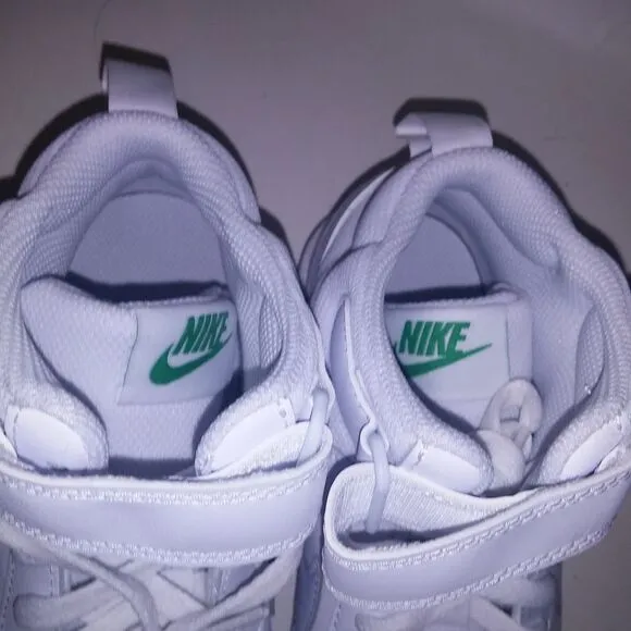 Nike Sneakers Size 5.5 Youth Court Borough Mid 2 GS White Gray Green Kids Shoes