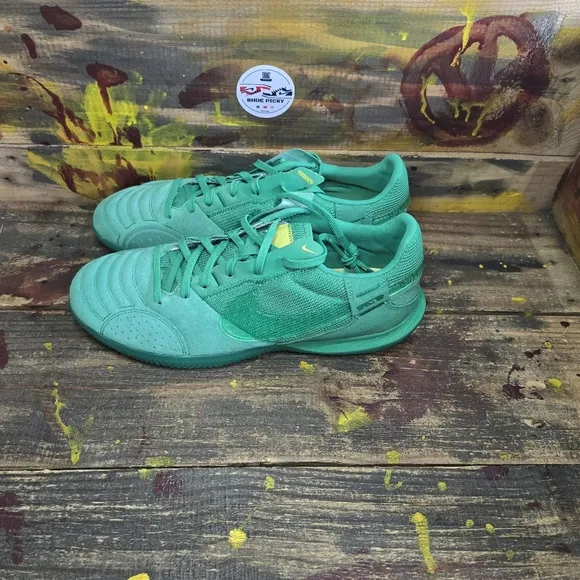 Nike Streetgato Soccer Shoes‎ Stadium Green Mens Size 9.5 DC8466-301 new