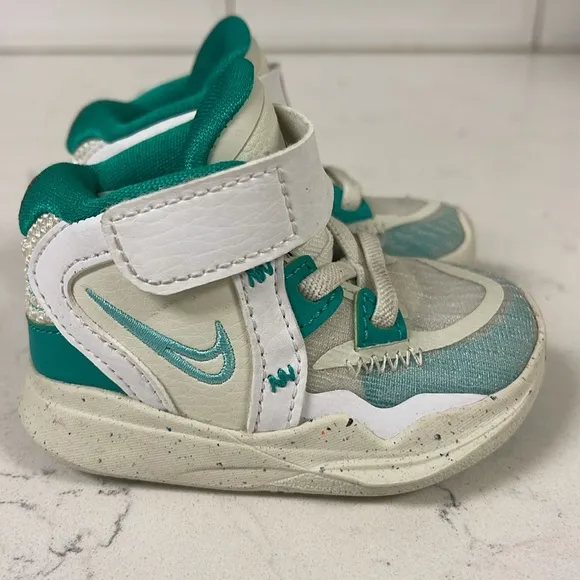 Nike Sue Bird x Kyrie Infinity TD 'Golden Tribute' Toddler Size 2