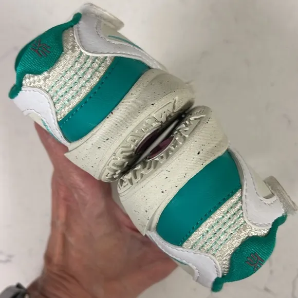 Nike Sue Bird x Kyrie Infinity TD 'Golden Tribute' Toddler Size 2