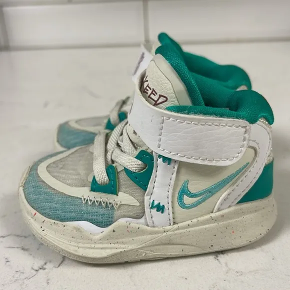 Nike Sue Bird x Kyrie Infinity TD 'Golden Tribute' Toddler Size 2