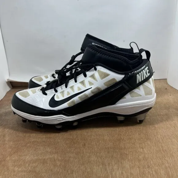 Nike Superbad Black White Football Cleats RARE  2010 442269-101 Men Size 12.5