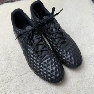 Nike Tiempo Legend 8 Elite Black Soccer Cleats Men's Size 12 AT6107-010