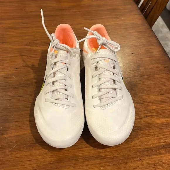 Nike Tiempo Legend 9 Pro FG Soccer Cleats Shoes DA1175 002 Women’s 6 / Youth 4.5