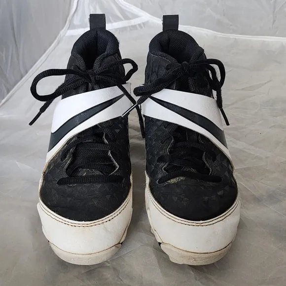 Nike Trout Fastflex Black White Football Cleats 3.5 Youth Athletic Sport Shoes