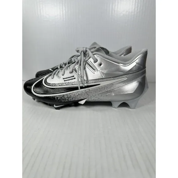 Nike Vapor Edge Elite 360 2 Mens Size 12 Silver/Black Football Cleats DA5457-003