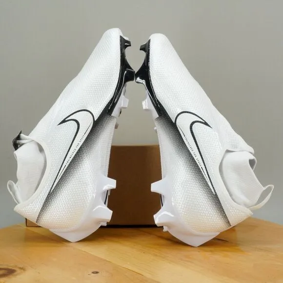 Nike Vapor Edge Pro 360 Men's Size 13.5 Wide Football Cleats White Black NEW