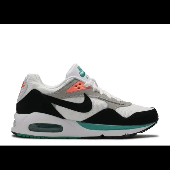 Nike Women's Air Max Correlate Running Shoes mango