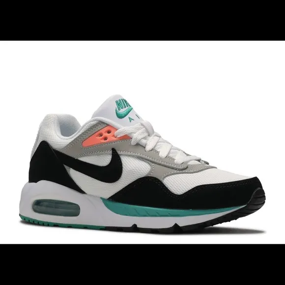 Nike Women's Air Max Correlate Running Shoes mango