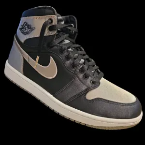 Nike Women's Athletic Shoes - Black and Gray