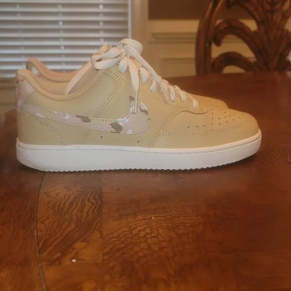 Nike Women's Court Vision Low Beige Pink Camo Shoes Sneakers