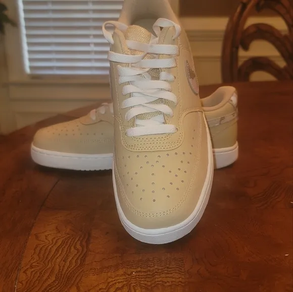 Nike Women's Court Vision Low Beige Pink Camo Shoes Sneakers