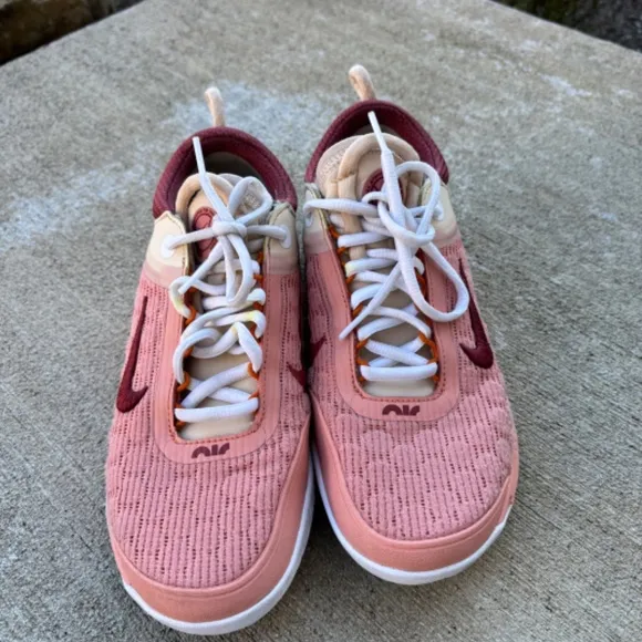 NIKE Zoom Court NXT HC Lt Madder Root Women’s Size 8 Tennis Shoes DH0222…