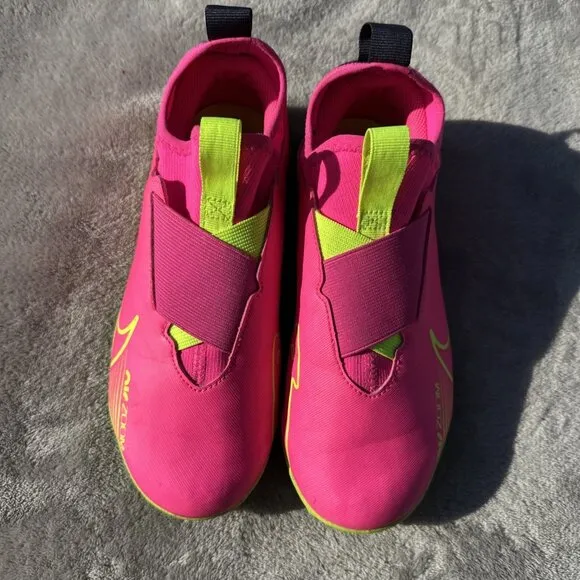 Nike Zoom Mercurial Vapor 15 Academy TF Soccer Shoes 4.5y / Women 6 RARE