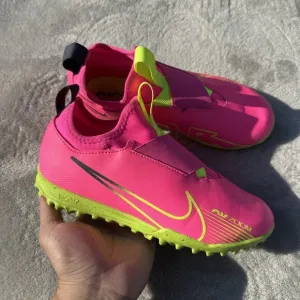 Nike Zoom Mercurial Vapor 15 Academy TF Soccer Shoes 4.5y / Women 6 RARE