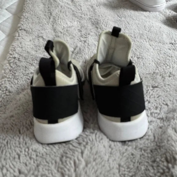 Nike Zoom Woman Lady Female 8.5 Men 7 Unisex Running Shoes Weights Gym E…
