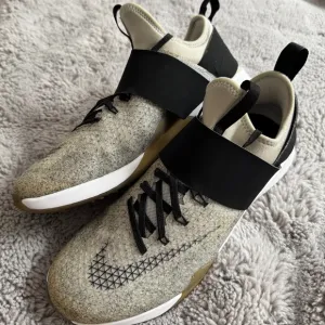 Nike Zoom Woman Lady Female 8.5 Men 7 Unisex Running Shoes Weights Gym E…