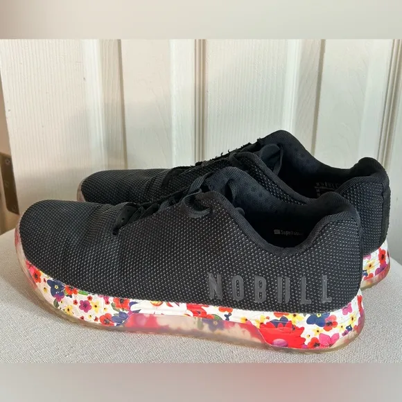 NOBULL Unisex Outwork Sneakers Black Daisy M11 W12.5 Athletic Workout Gym Shoes