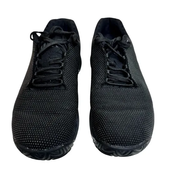 Nobull Women's Outwork Edge (Impact) Shoes Sneakers Triple Black SZ 7.5