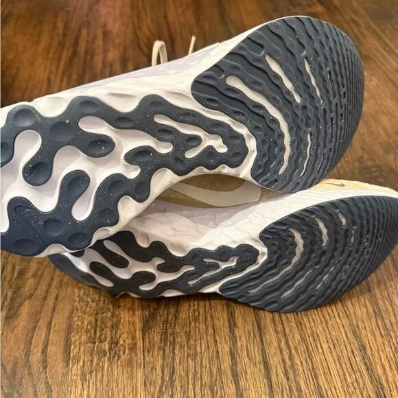 NWOT Nike Women's Road Running Shoes