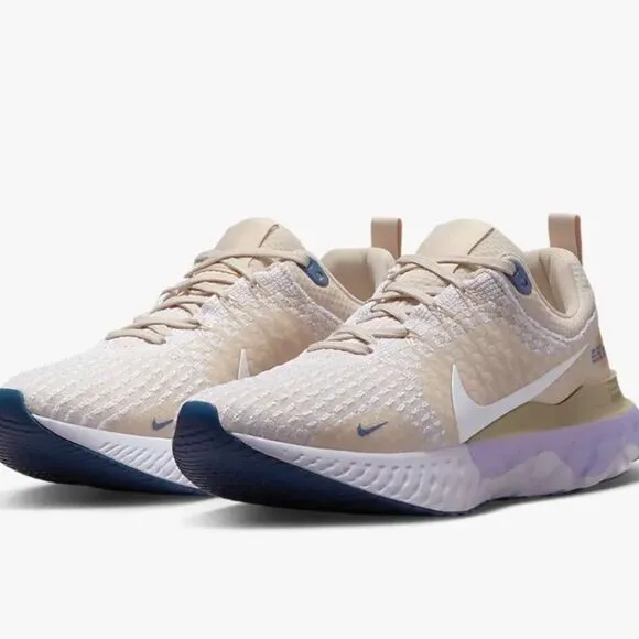 NWOT Nike Women's Road Running Shoes