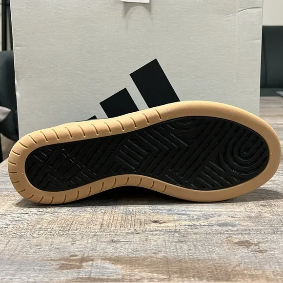 NWT Adidas Court 24 Men's Shoes - Black - IH2943