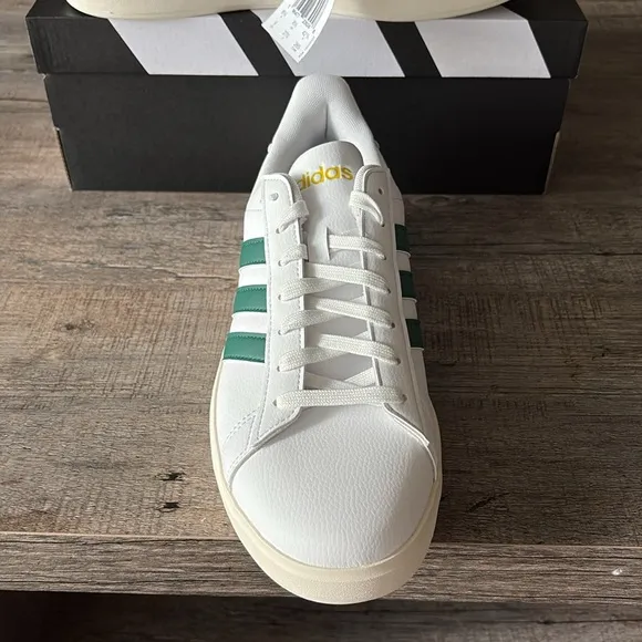 NWT Adidas Grand Court Men's Shoes - White &amp; Green - ID1171