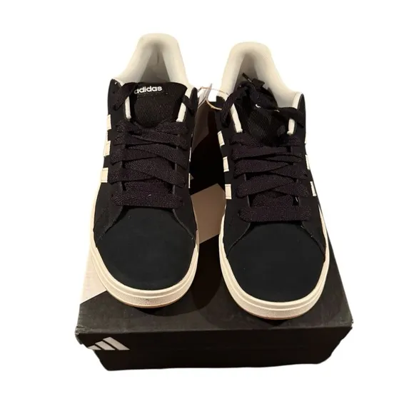 NWT Adidas Grand Court