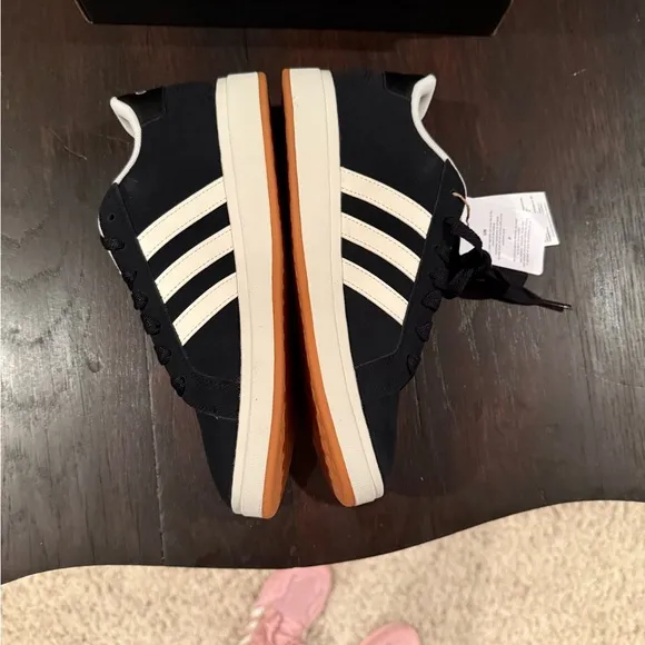 NWT Adidas Grand Court