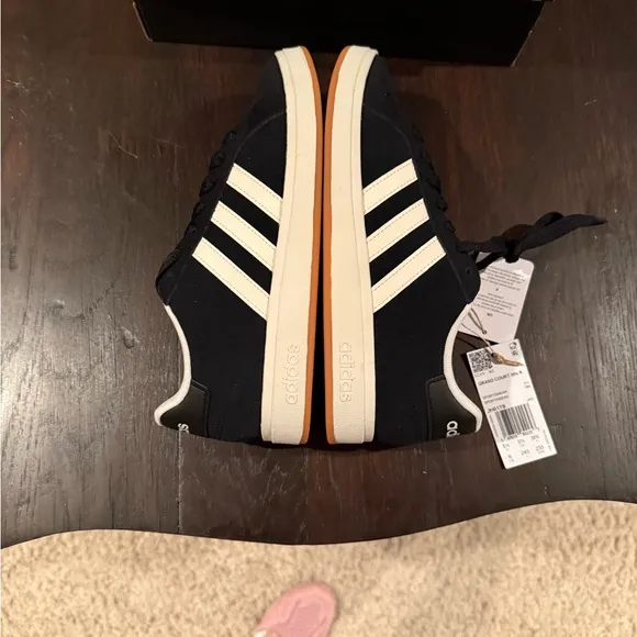 NWT Adidas Grand Court