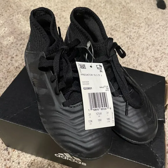 NWT Adidas Predator Triple Black