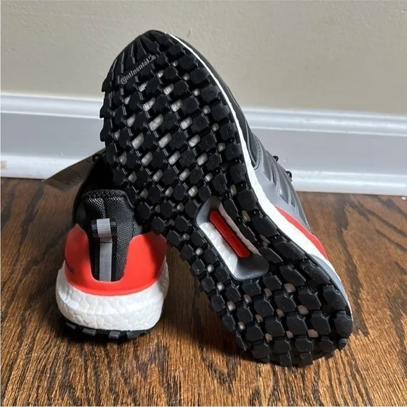 NWT Adidas Ultraboost C.Rdy DNA Marathon Running Shoes NASA H05256