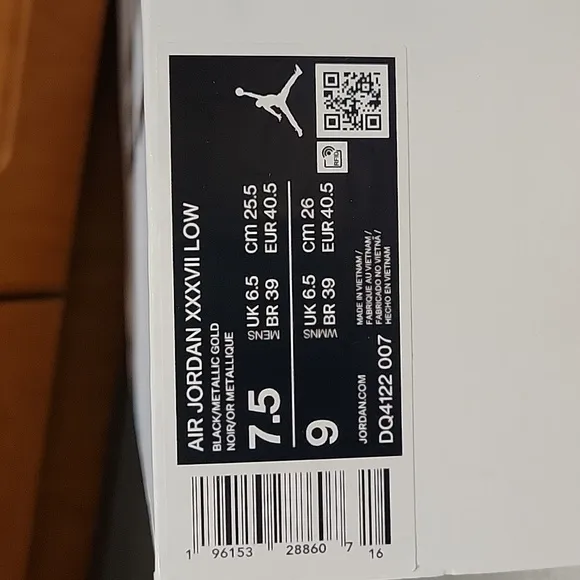 NWT in Box: Air Jordan XXXVII Low Basketball Shoes