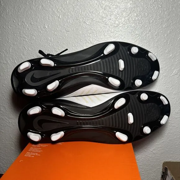 NWT Nike Phantom Luna II FG/MG White Black Gold Coin Cleats FJ2558-100 Men 13