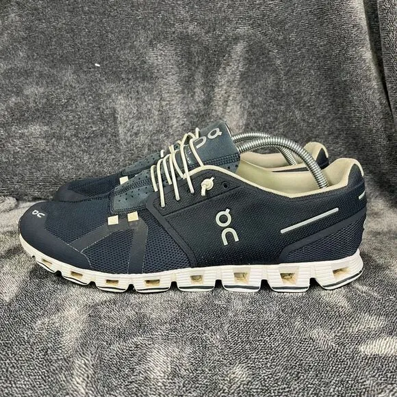 On Cloud 5 Running Shoes Mens Size 11 Navy Blue White Athletic Gym Sneakers