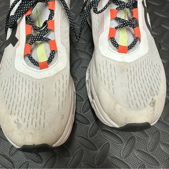 On Cloud Women's Cloudmonster Running Shoes, 10.5, Undyed-White Flame Orange